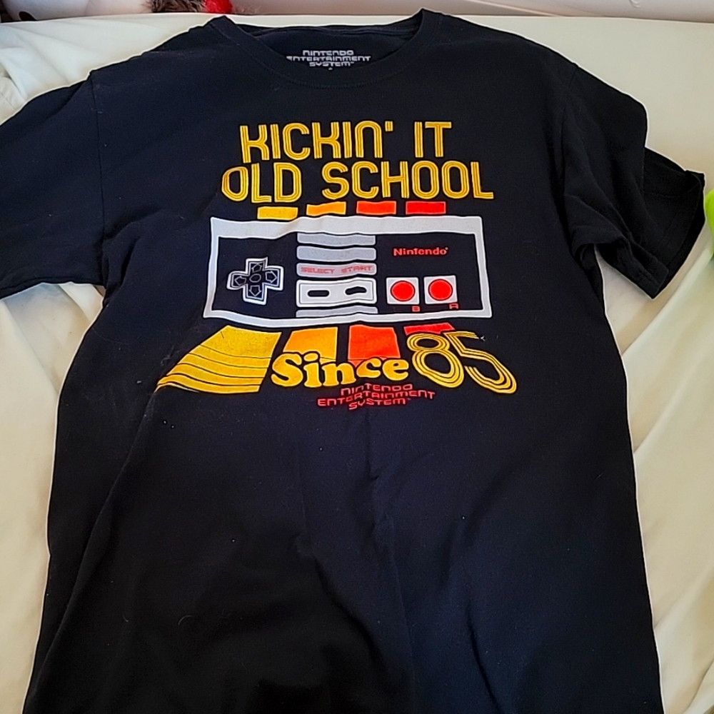 Vintage Nintendo graphic tee